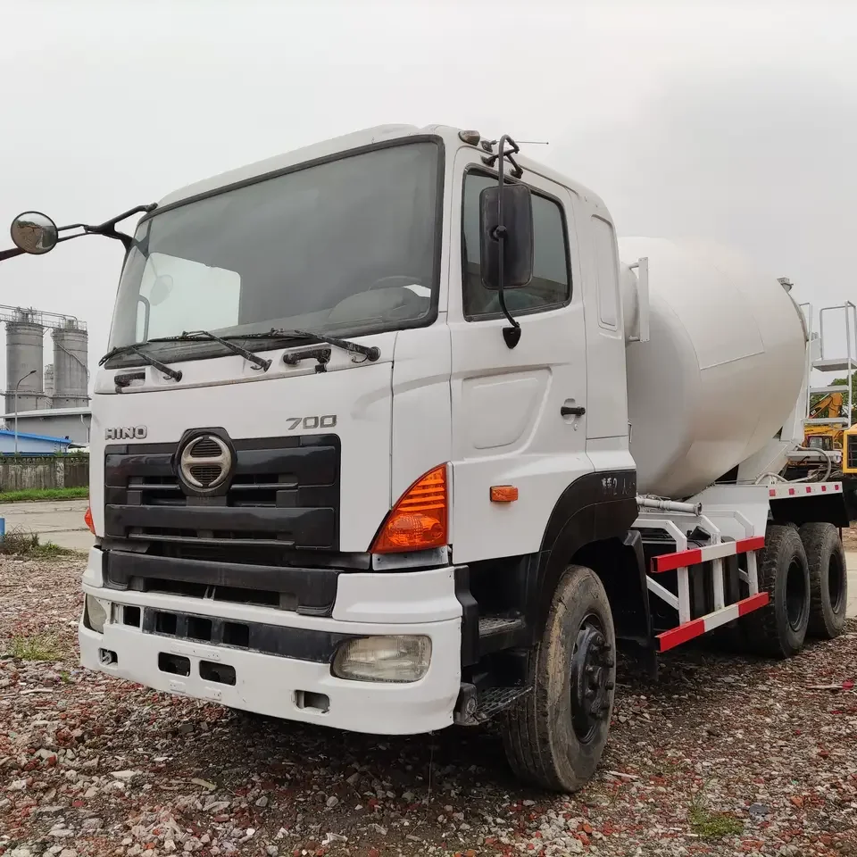 Hot Selling Concrete Mixer Truck Concrete Mixer Truck 10m3 Concrete Mixer Truck Low Price 2 Year Swarranty