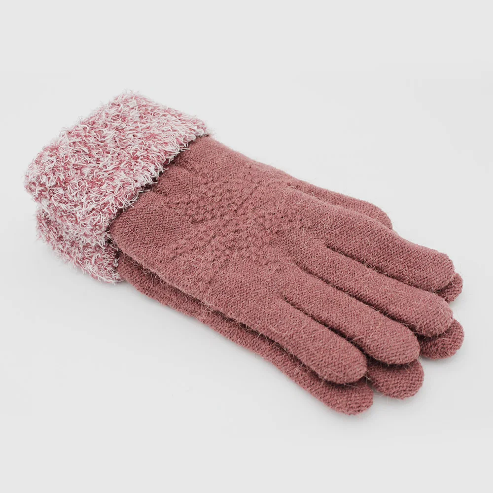 Knitted Gloves