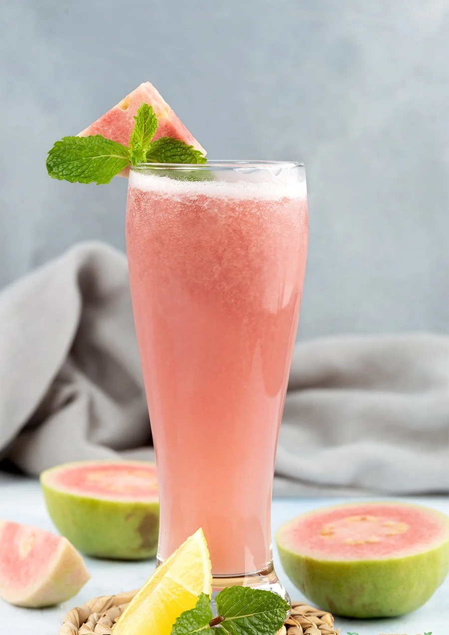 SPECIAL PRICE FOR HIGH QUALITY FROZEN GUAVA PUREE DURING MAIN SEASON FROM VIETNAMESE WHOLESALER!!!