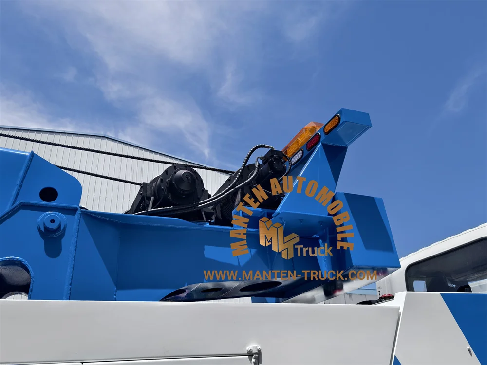 GIGA 60 Ton 70 Ton Breakdown Recovery Rotary Rescue Road Block Removal and Tow Truck with cheap price