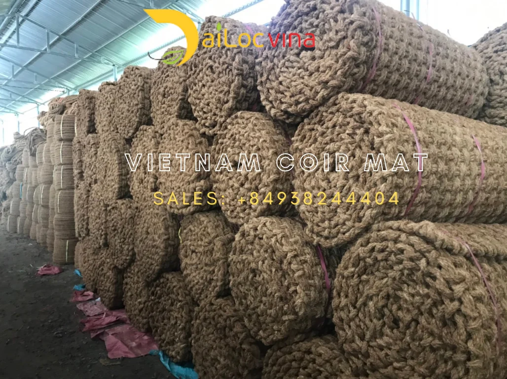Coir mat roll made of natural coconut fiber for erosion control  Mr.Ryan +84938244404