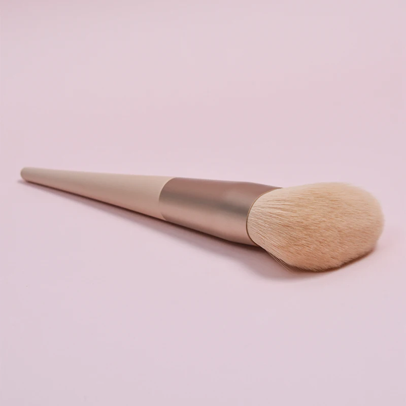 Dongmei pink cute makeup brush set private label vegan synthetic hair wooden handle ladies cosmetic powder contour brush