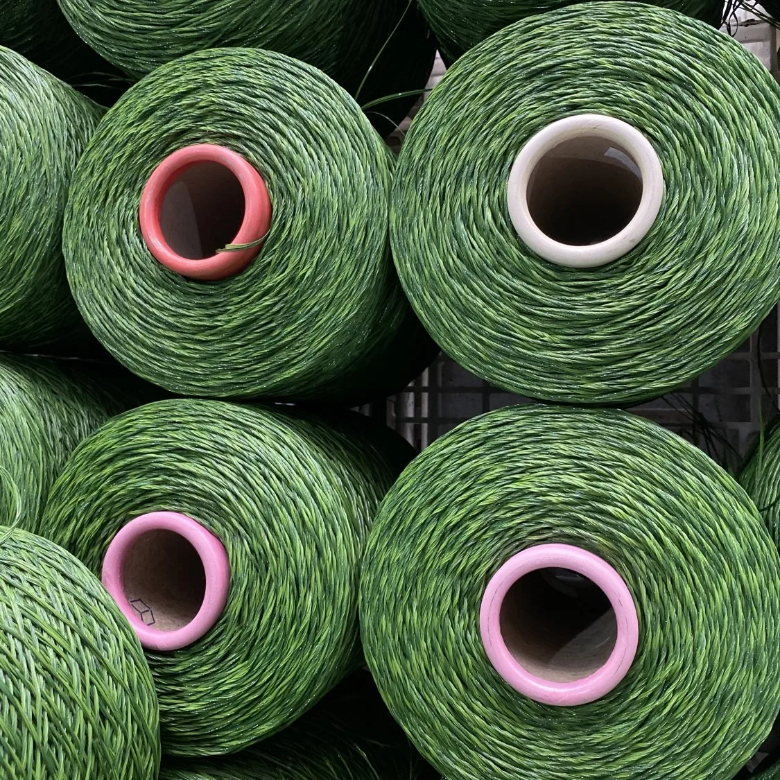Aritificial Pe Yarn Professional Team Grass 100% Polyester Green Load Container From Vietnam Trading