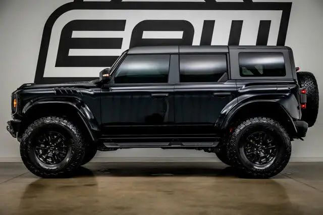 2024 Ford Bronco SUV б/у 4WD с панорамным видом на люк кожаная коробка передач левое рулевое управление размерный автобус