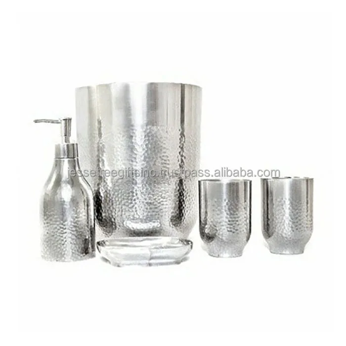 Metal Luxury Bathroom Set Of Seven Pieces Modern Bathroom Accessories Golden Finishing Factory Price Decorative Bathroom Set