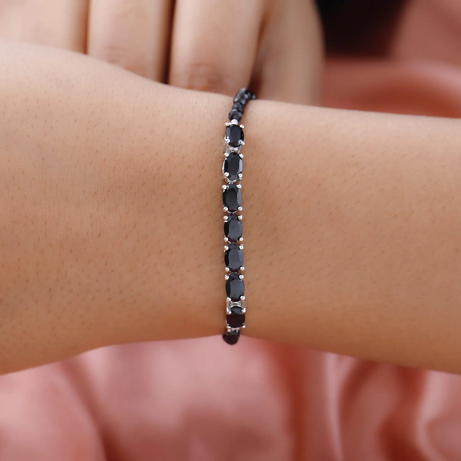 Karis Thai Black Spinel Beaded Bracelet in Platinum Bond (6.50-8.00In) Wholesale High Quality Fashion Jewelry Trending Bracelet
