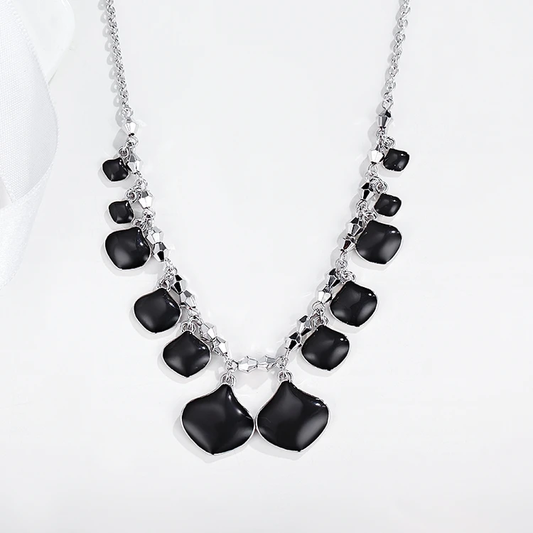 Modern Fashionable Collier Necklace Rhodium Plated Alloy Brass 925 Sterling Silver Material With Black Enamel Charms Party Jewel