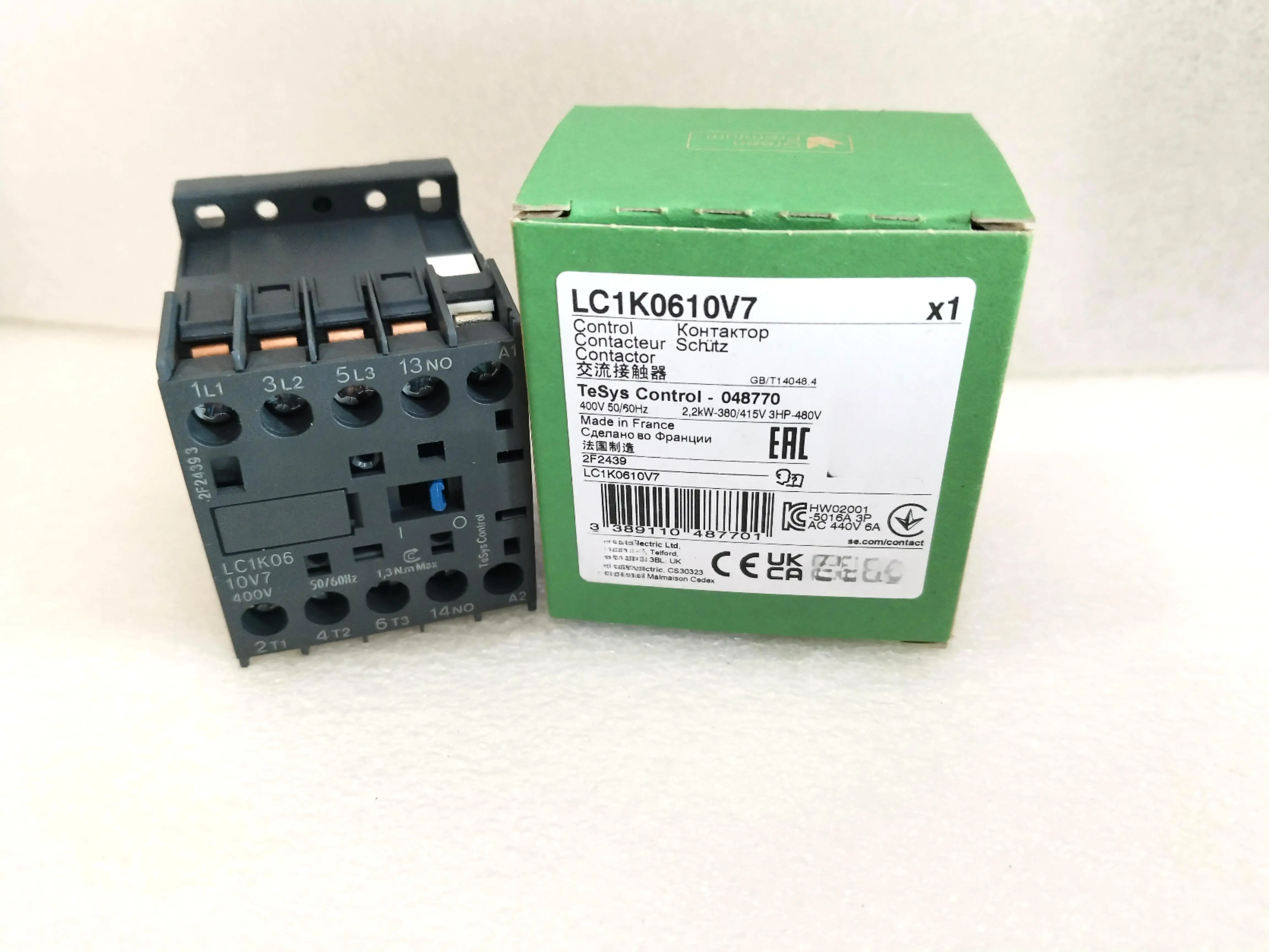 New Original in stock LC1K0610V7 TeSys K three-pole contactor 6A 400V 50/60Hz screw clamping connection mode