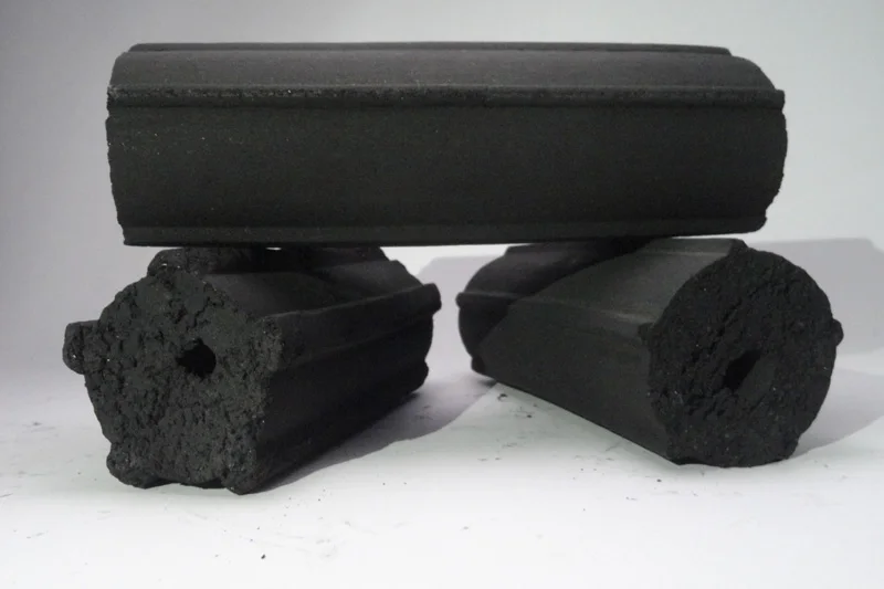 100% natural coconut shell charcoal briquettes for best sale in global market with best price and best quality