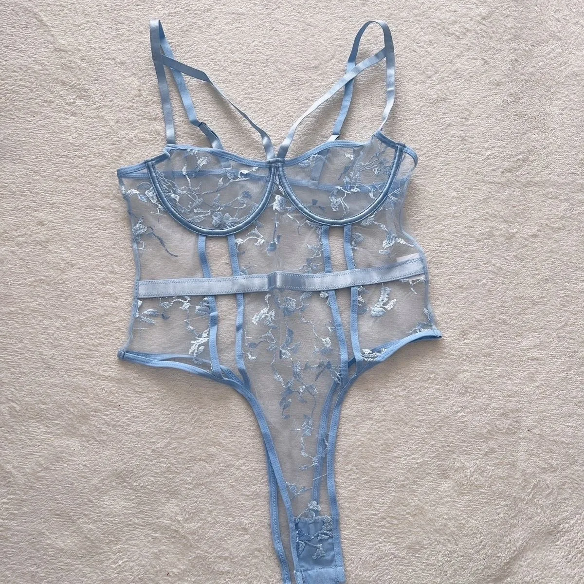 Elegant Lace Corset Lingerie Set Slimming Body Shaper with Adjustable Straps Underwire Support and Matching Garter Belt