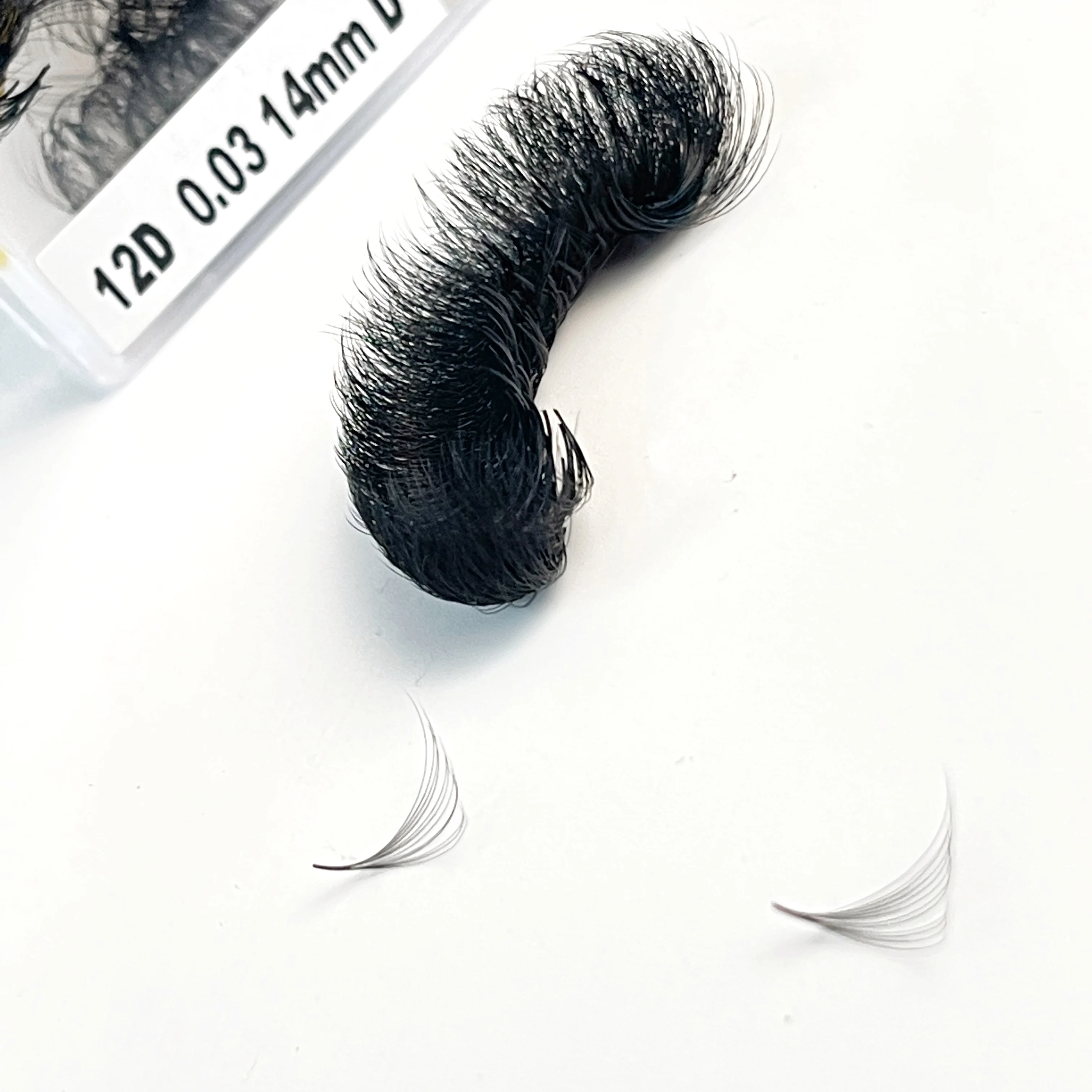 0.03 0.05 0.07mm Hot Trendy Matte Lash Trays Fluffy Matte Black Individual Eyelashes Wholesale Customized Packaging As Request