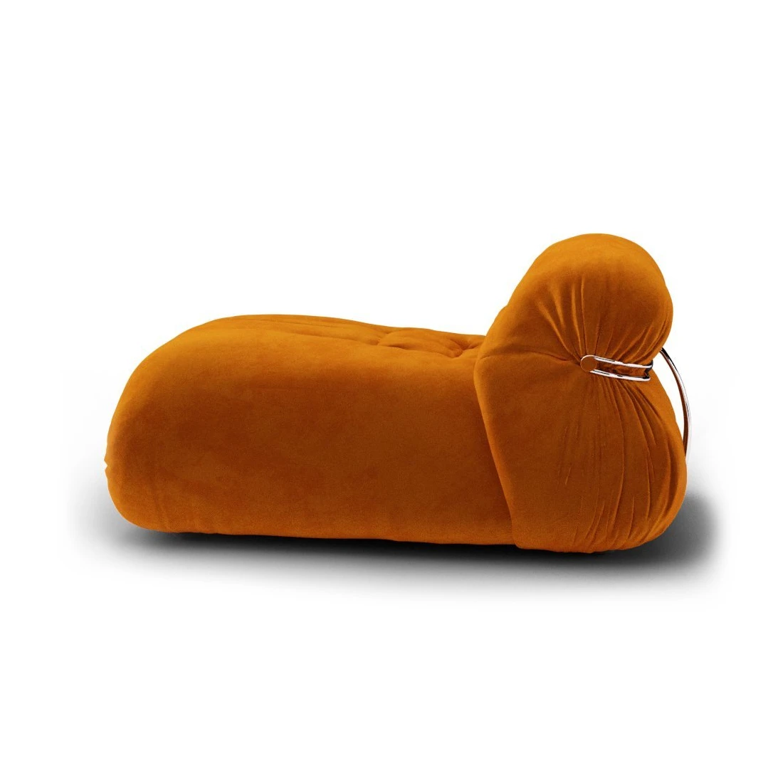 The sofa leather is of high quality  The sofa is exquisite and has good reproducibility Beautiful design of sofa