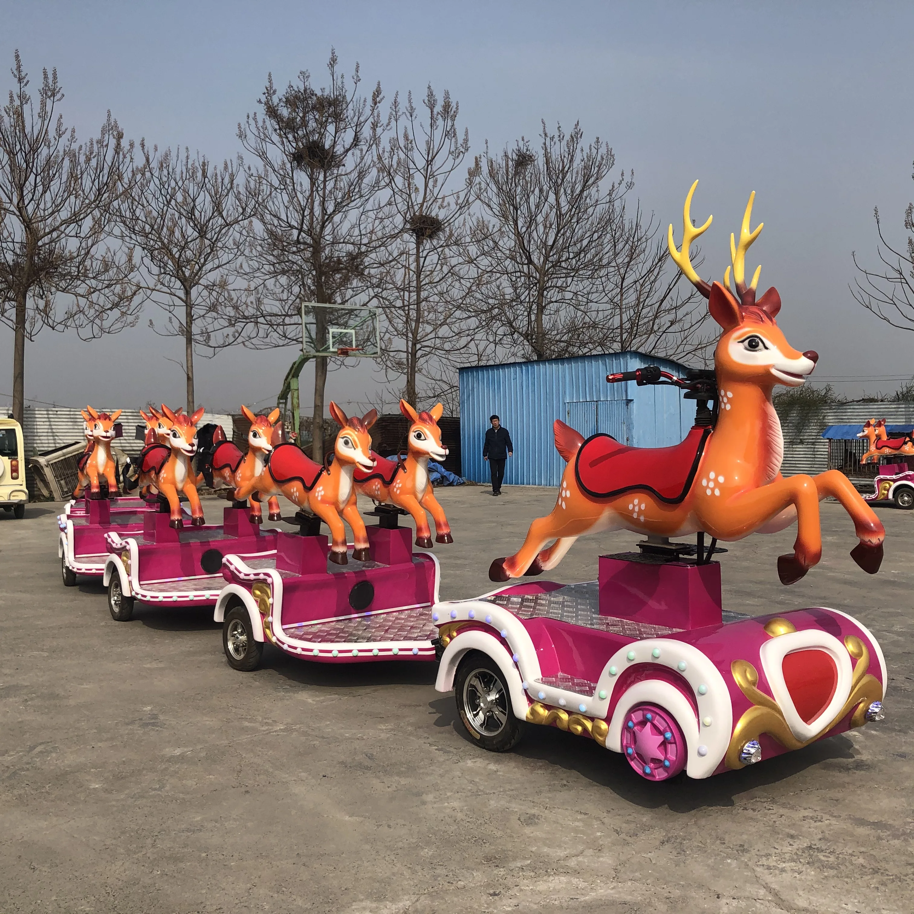 Funny exciting attractions hot selling factory wholesale amusement park trackless tourist train ride for sale