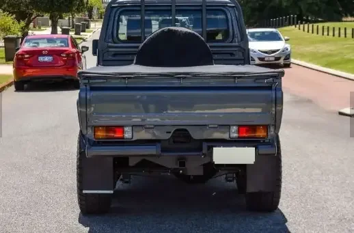 2021 Toyo-ta Land Cruiser с двойной кабиной пикап 6x6 RHD