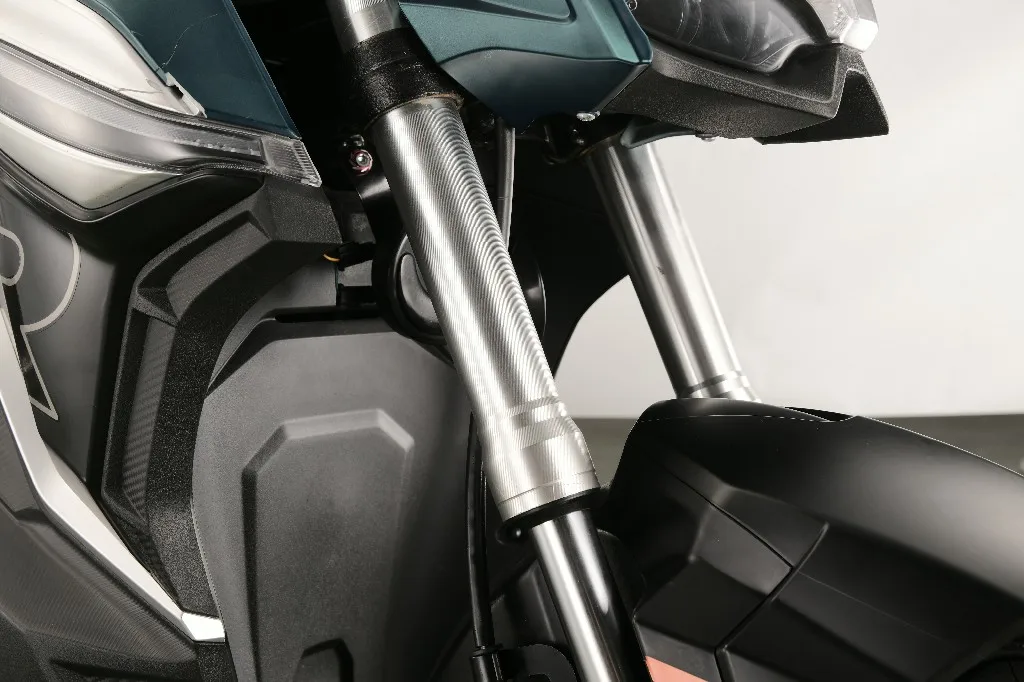 Fast Shipping Affordable Electric Motorcycle with Advanced 3000W Motor for Adults Electric Motorcycle