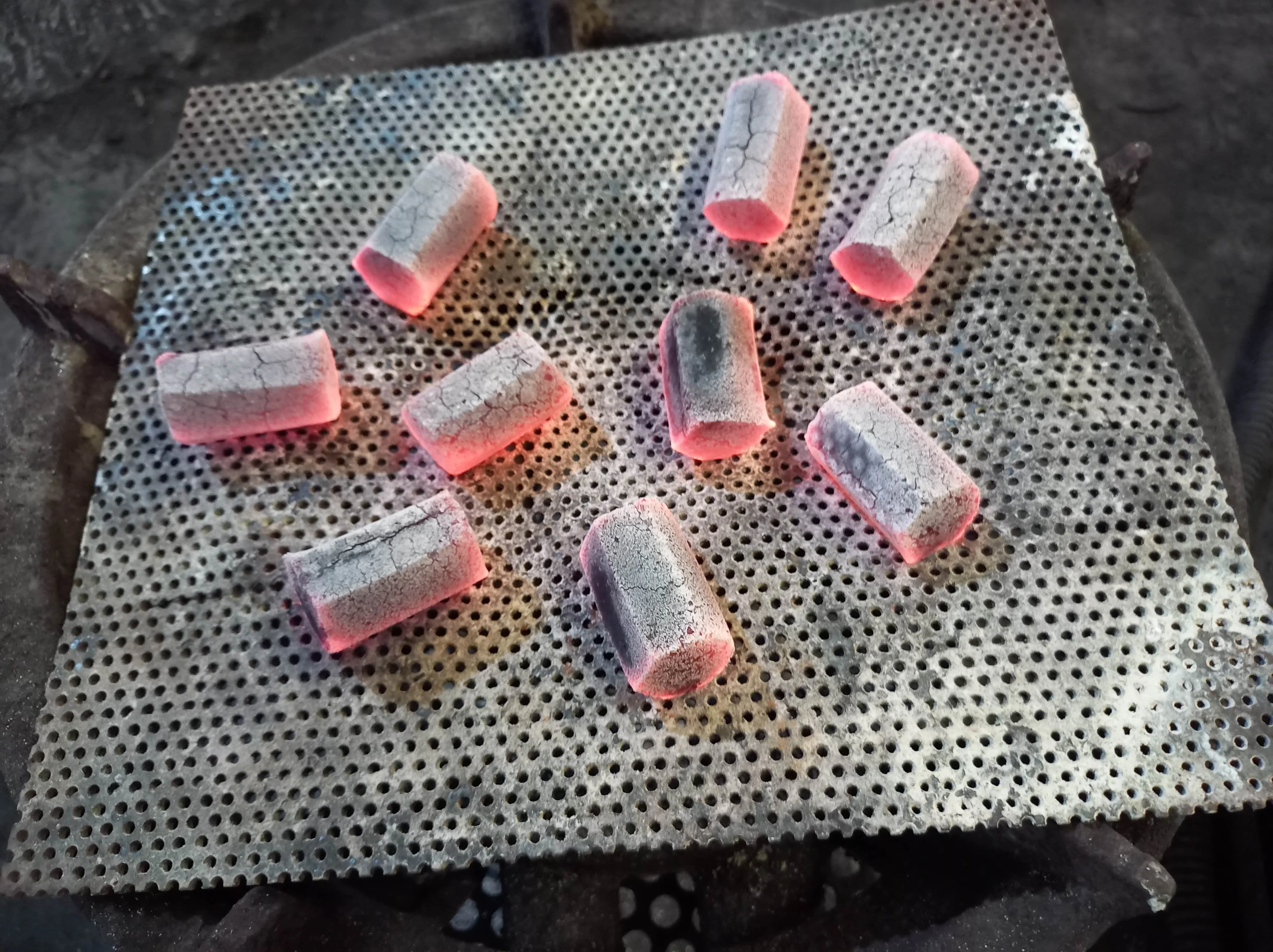 HIGH QUALITY HOT SALE BBQ Coconut Shell Charcoal For Hookah