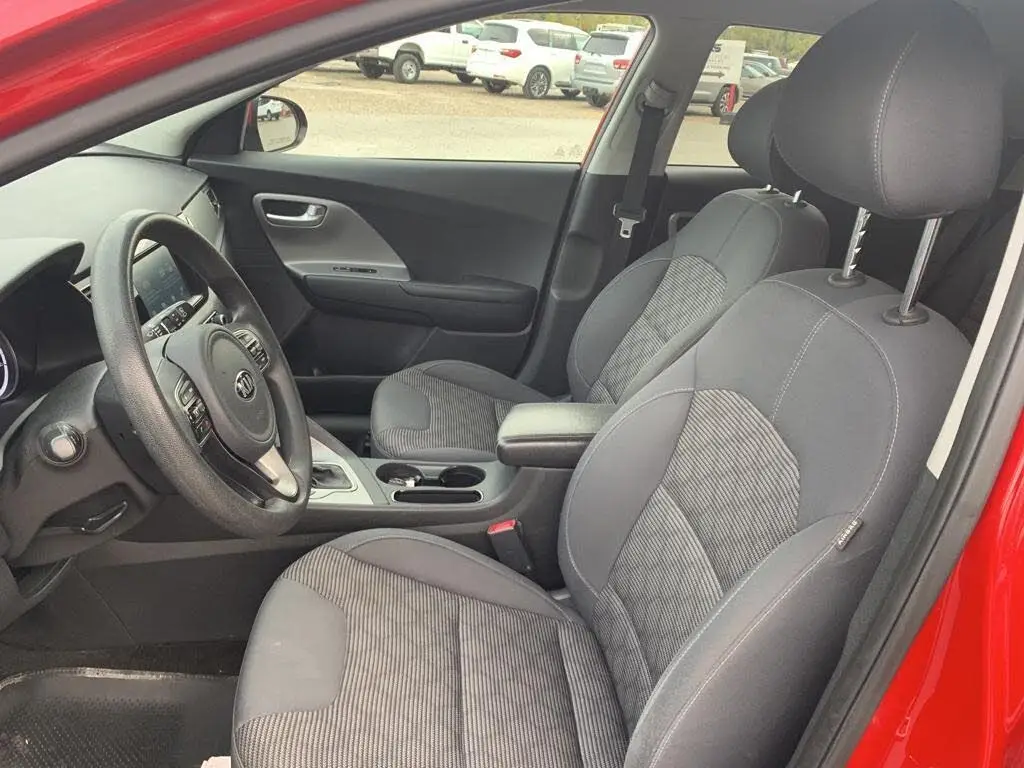 USED CAR K IA NIRO LX   LHD