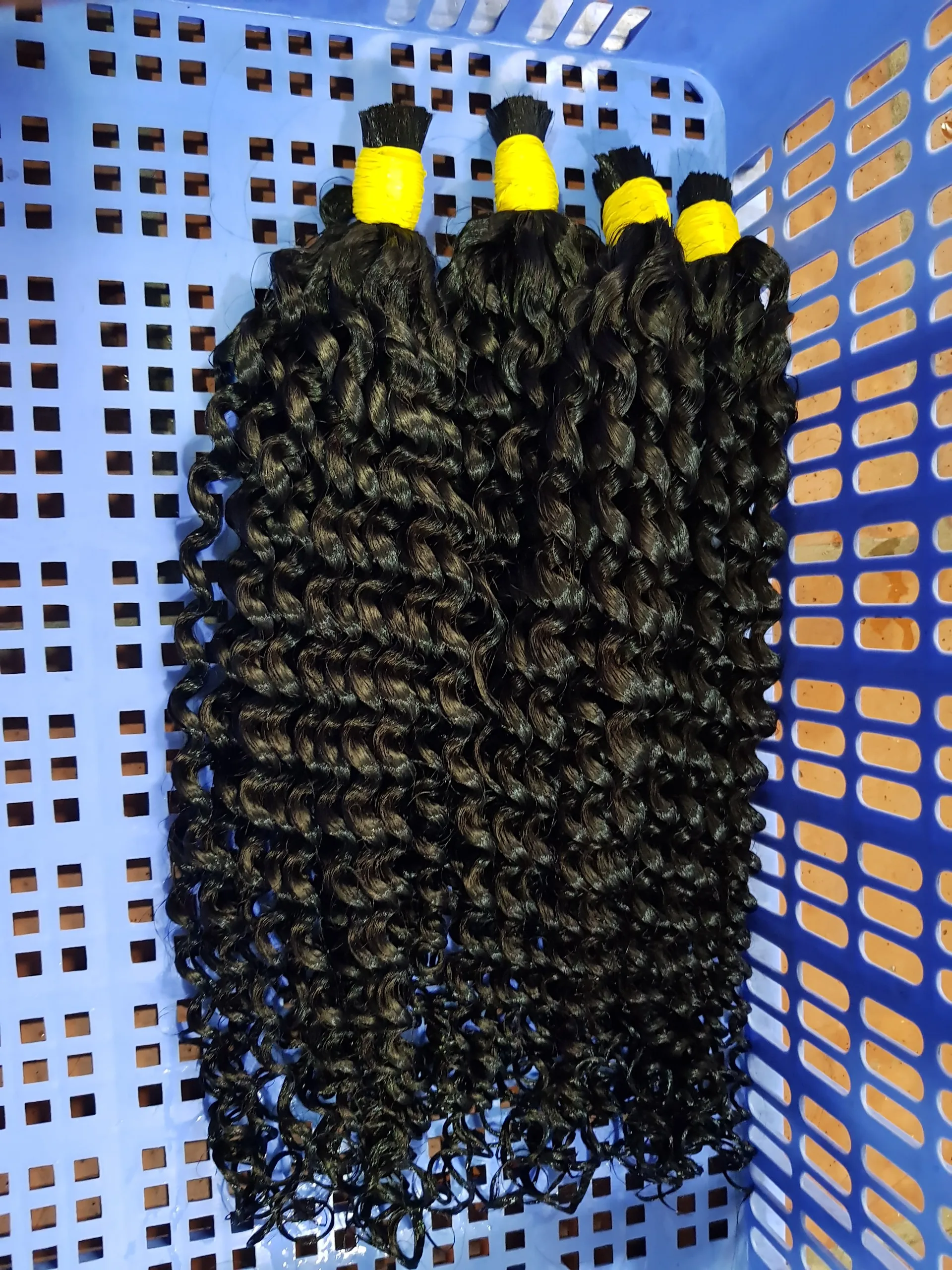 Wholesale Raw Vietnamese Hair Extensions Wavy/Curly Human Hair Machine Weft No Chemical Super/Double