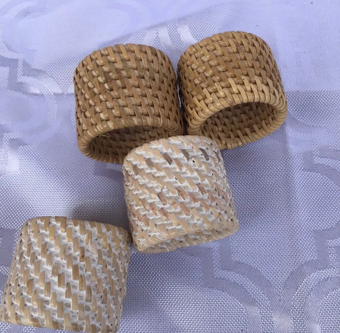 White Napkin Rings Made of Rattan for Table Decoration Napkin Ring Christmas Napkin Rings Wedding Made by Vietnamese Supplier