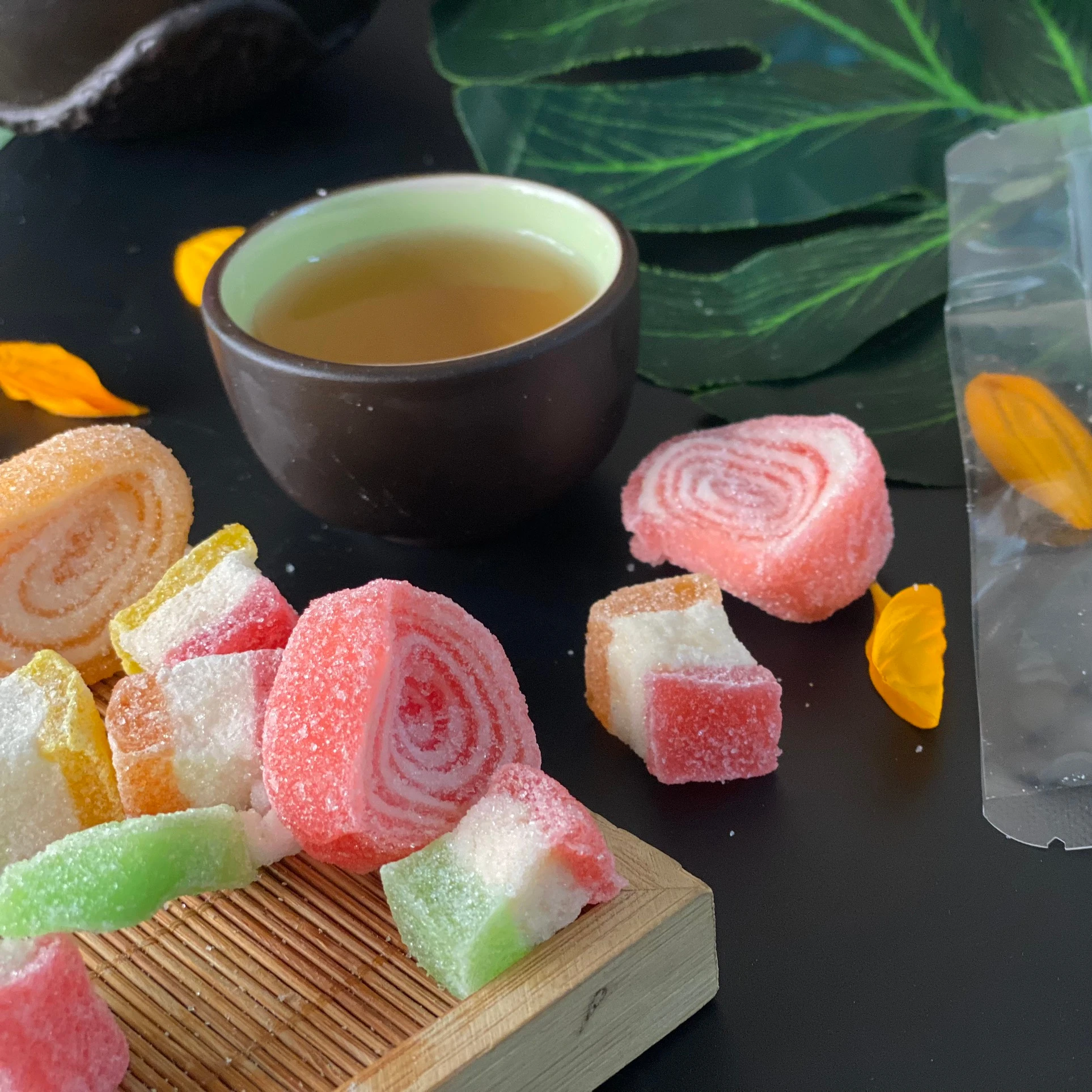 HACCP Gummy Candy Sweet FRUIT-FLAVORED OEM/ODM Packaging Sour Products Customized From Vietnam Manufacturer Candy for Kids
