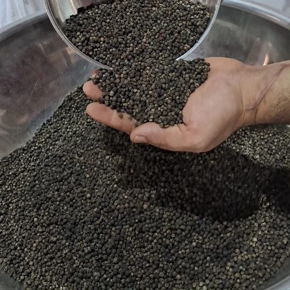 Dried Natural Black Pepper Vietnam Price Good Premium Quality Black Pepper Using for Seasoning Spices