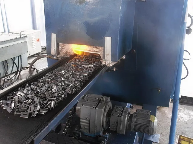 Annealing Hardening Tempering Furnace Mesh Belt Conveyor Furnace With Electric Fuel in Expert Quality and Advance Technology