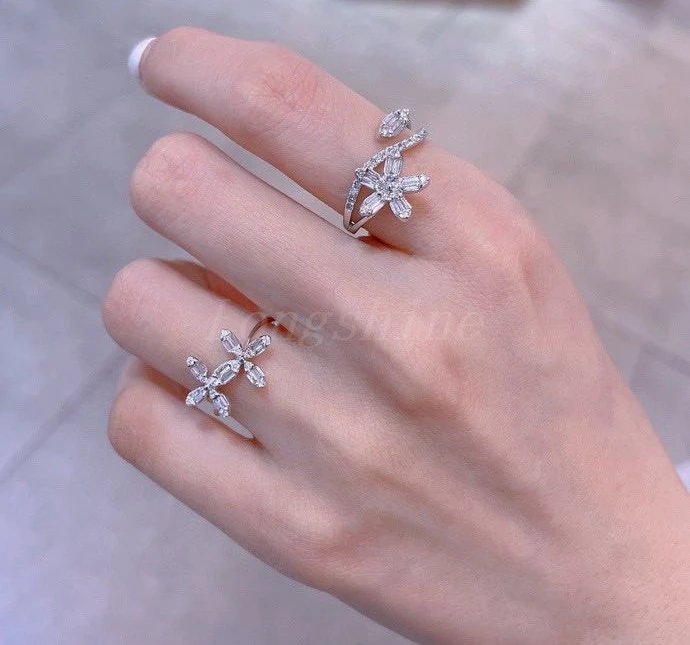 Flower Shape Genteel Women White Color 18K Gold Diamond Ring Luxury Design Ring