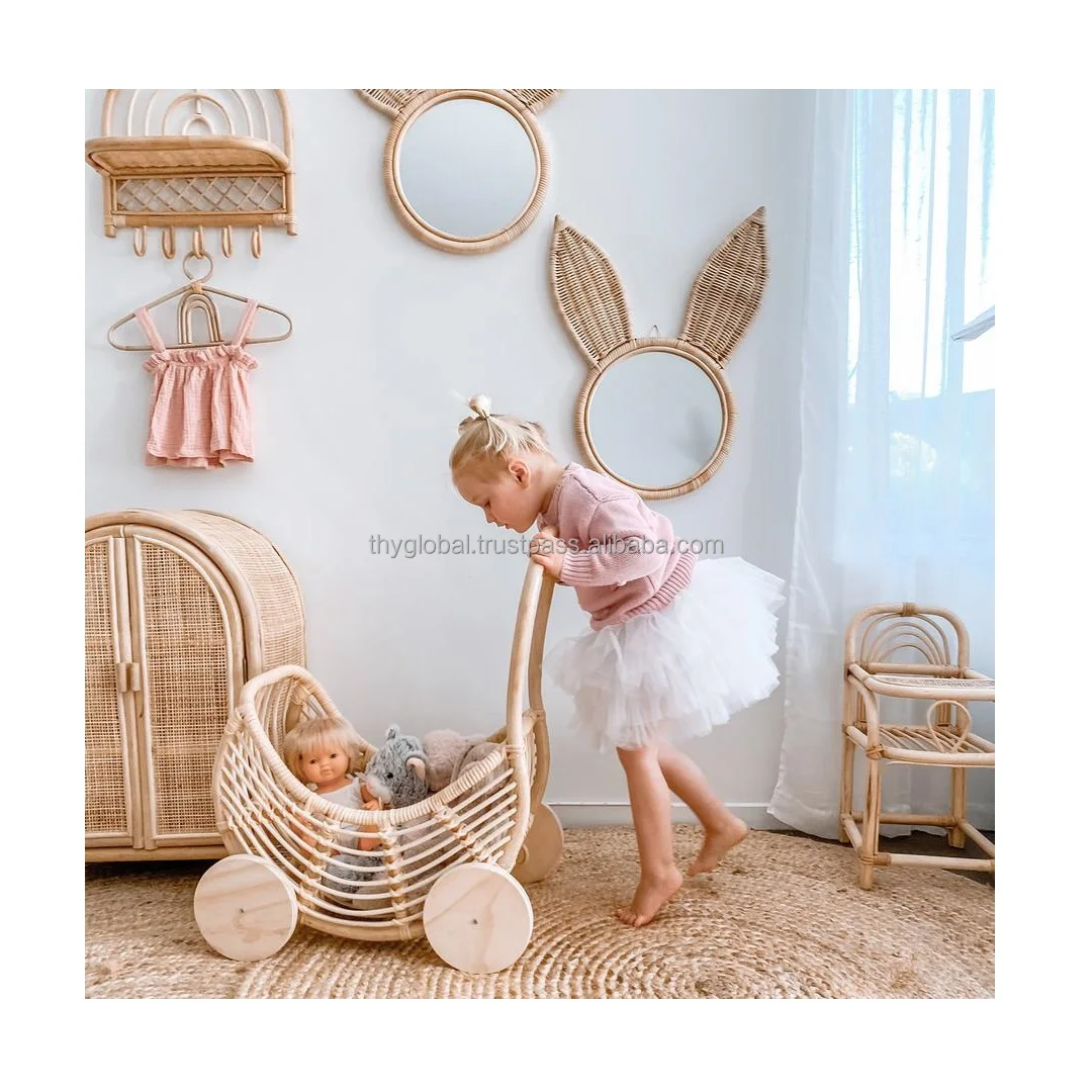 Wholesales home decor natural rattan trolley for toy baby doll carriage rattan stroller with cheap price for christmas event