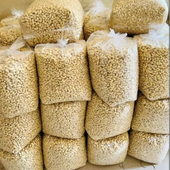CASHEW NUT WW180, 210, 240 320, 450 / Premium Cashew From Vietnam manfaat jambu mete