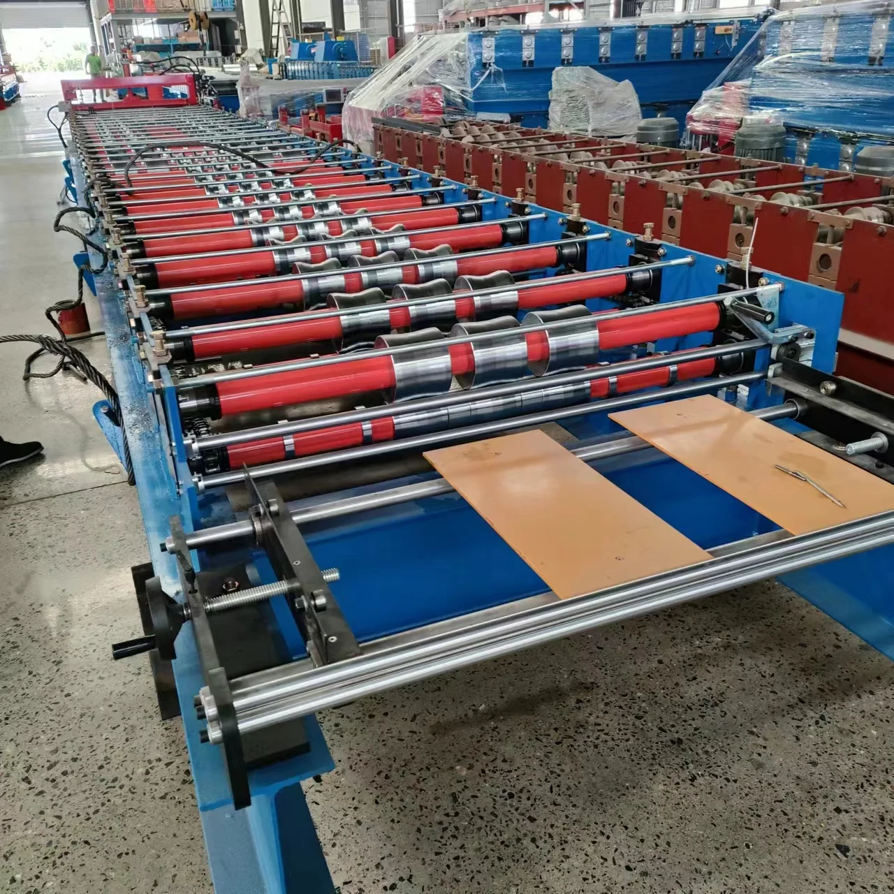 Long span Trapezoidal roofing sheet roll forming machine