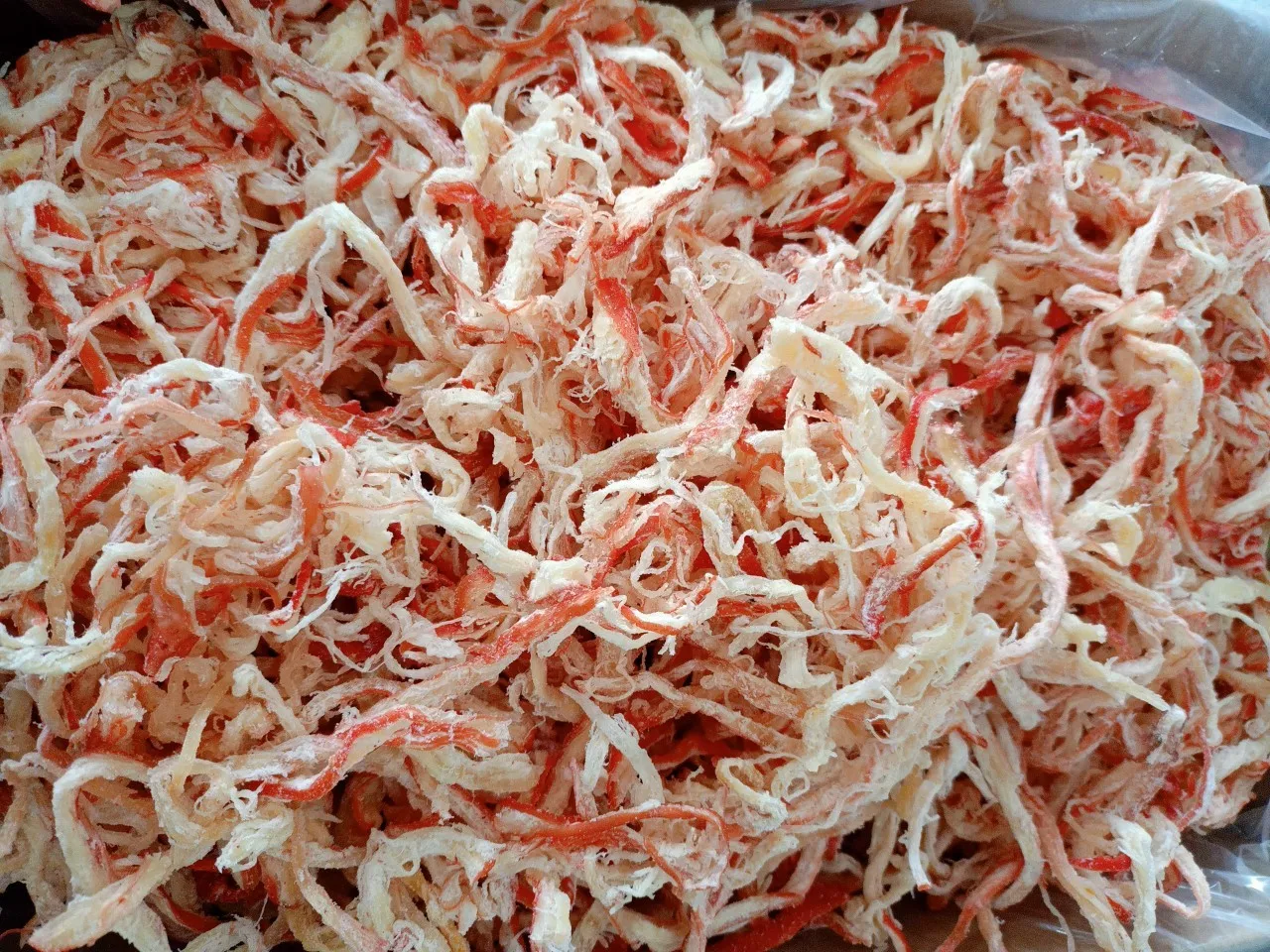 Купите сушеный измельченный кальмар по лучшей цене-100%