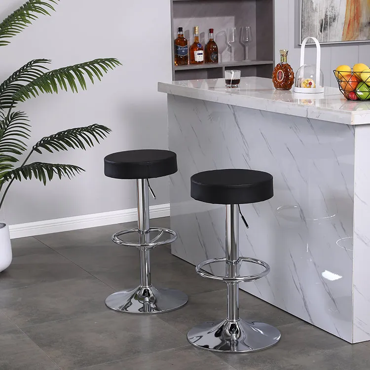 Compact Hydraulic Stool for Small Workspaces