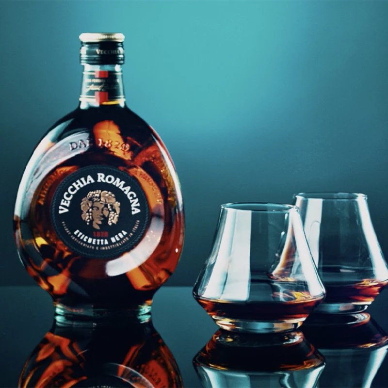 Premium line Top Quality Made in Italy Brandy Vecchia Romagna Etichetta Nera 6 x bottle 100cl ready for export