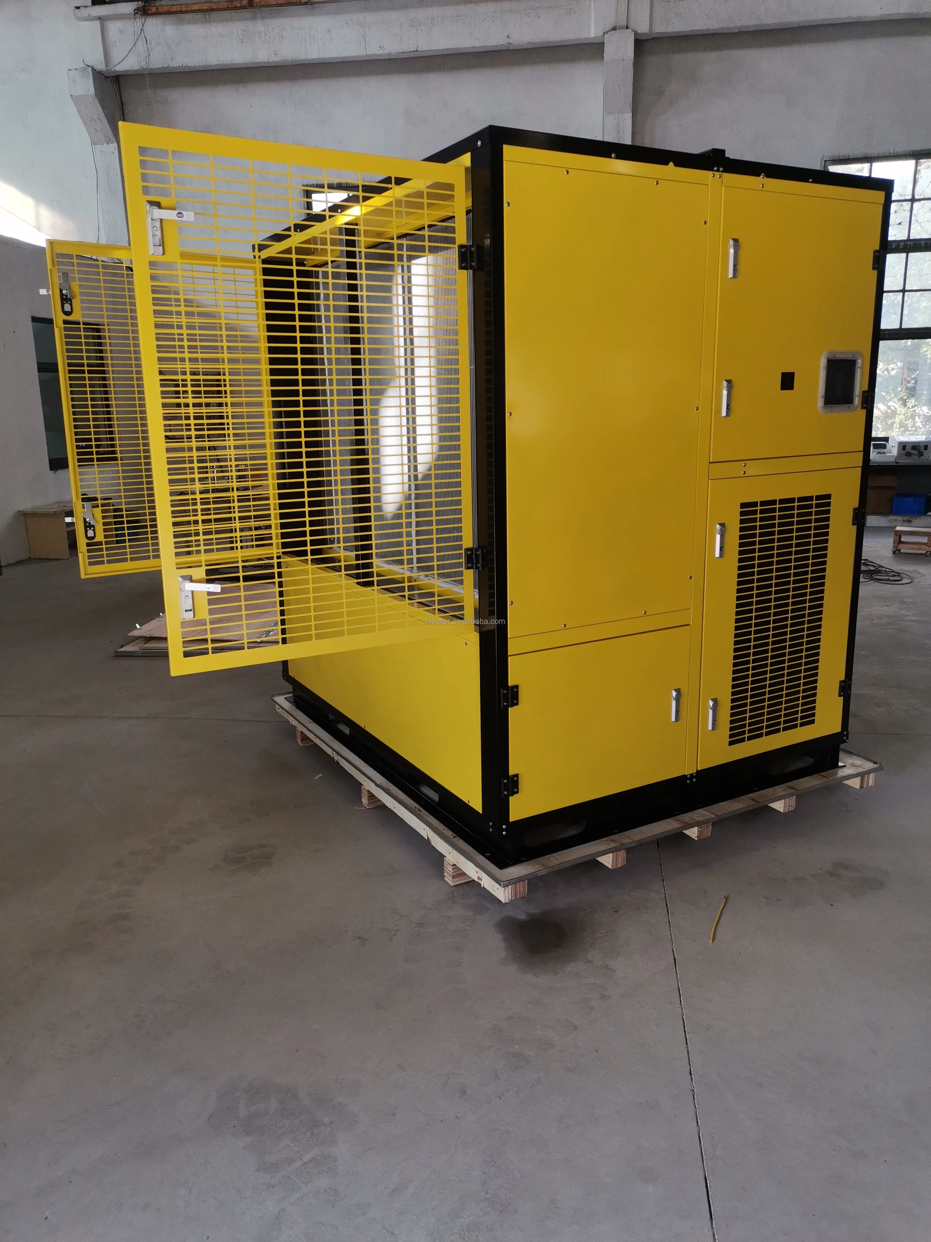 HL-A100L-27 Atmospheric Water Generator ( air to Machine ) Upto 1800 Liters at 30C 80%