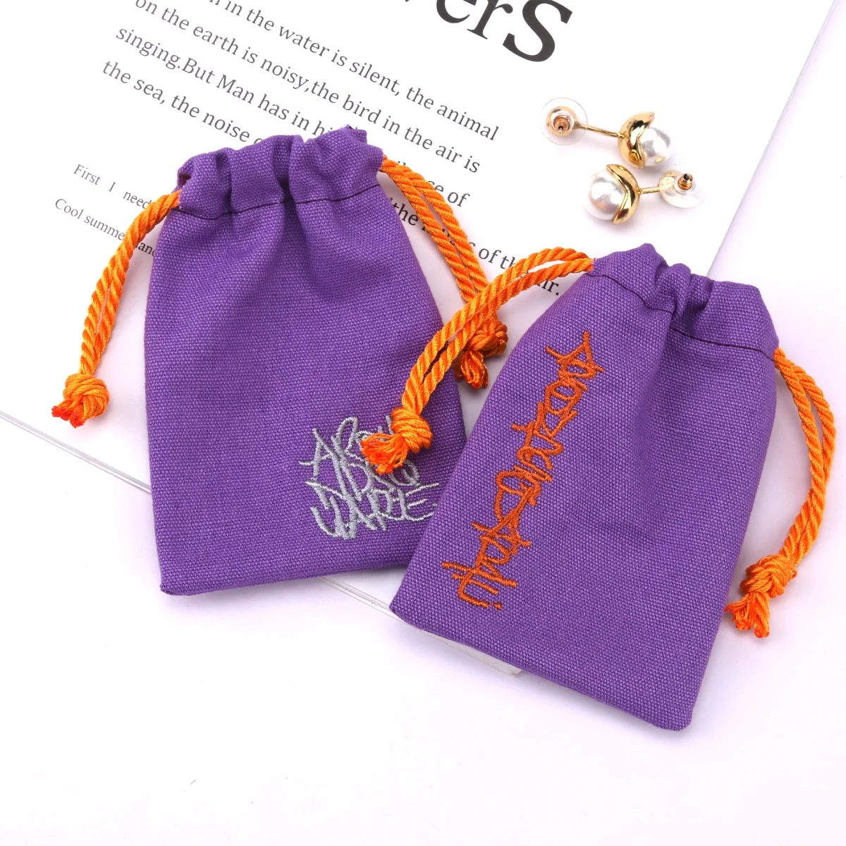 High Quality Small Canvas Cosmetic Gift Jewelry Bag Custom Embroidery Cotton Drawstring Pouch