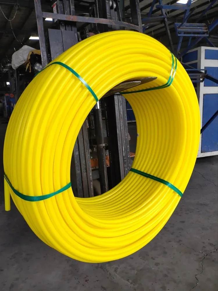 Прочные черные трубы из полиэтилена высокой плотности (HDPE) для надежных систем водоснабжения и канализации
