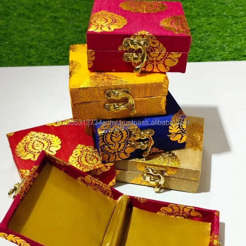 Indian Rajasthani Handmade Decorative Brocade Box with Tealight Candle Holder For Wedding Favour