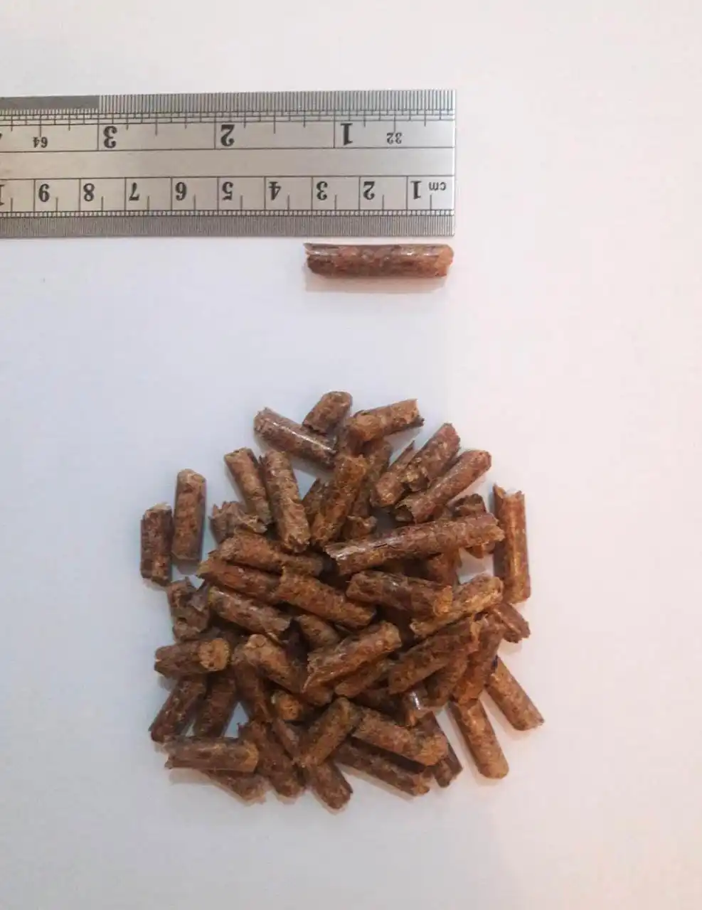 Pellets Wholesale Biomass Wood Pellets  Pine Wood Pellet from Vietnam factory