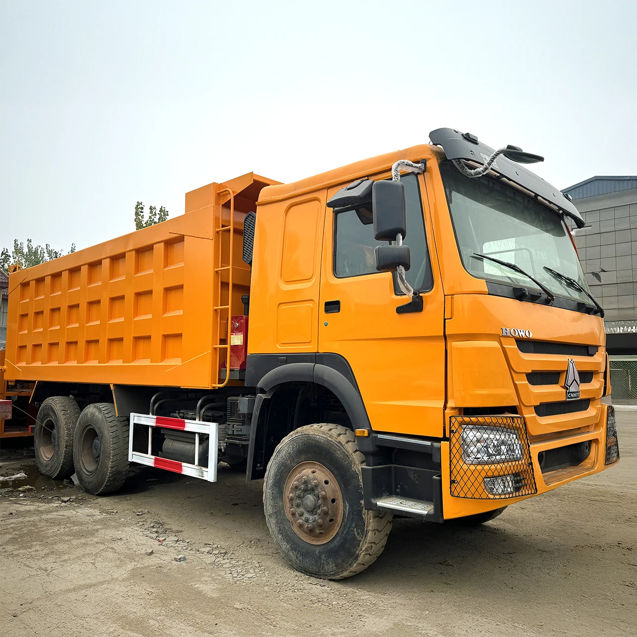 brand new howo dump truck 6x4 8x4 howo tipper truck 400 Cheap price