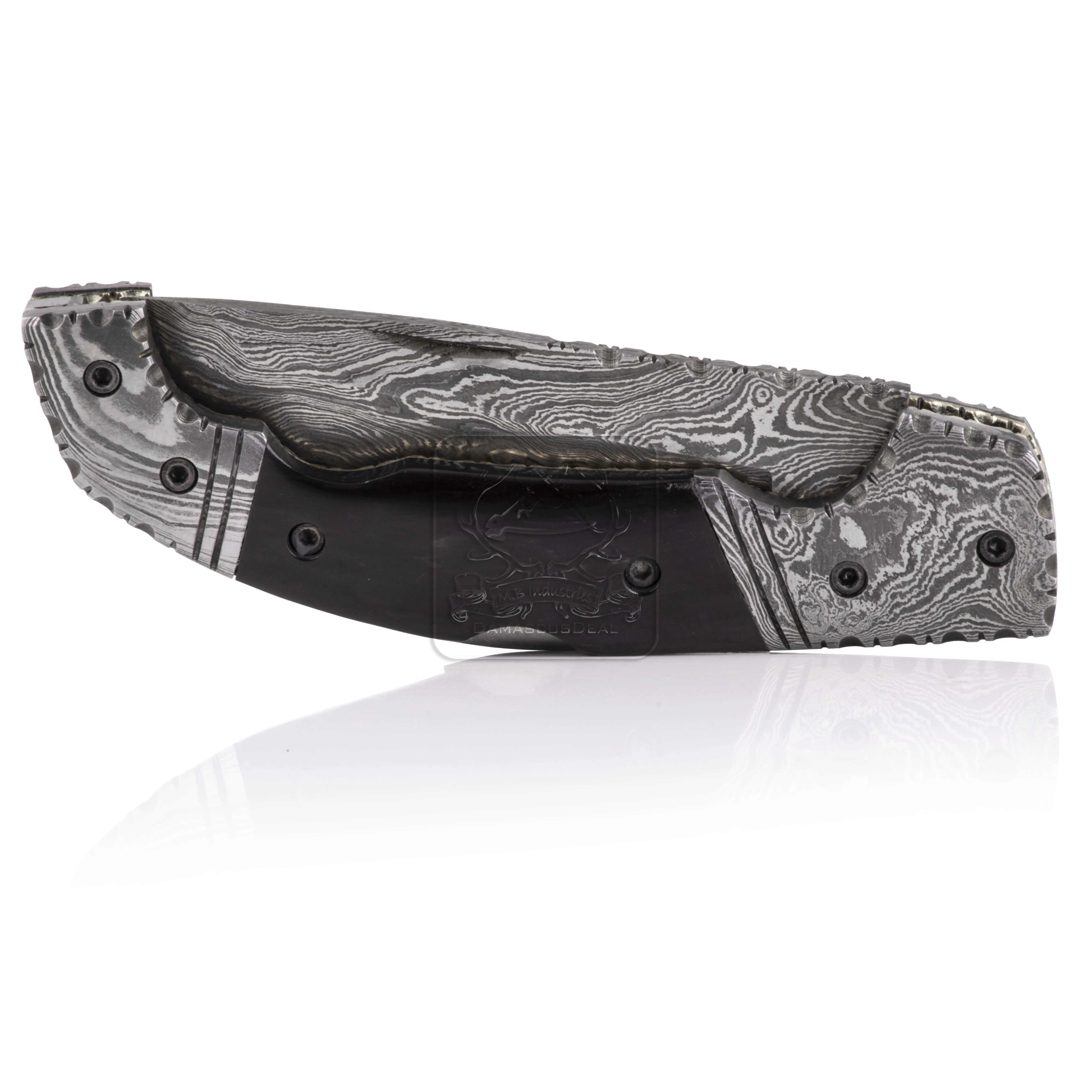 Damascus Steel Folding Knife DD-FK-699 Buffalo Horn Pocket Knife Outdoor Survival Hunting Knife Multi Tool Bushcraft Camping