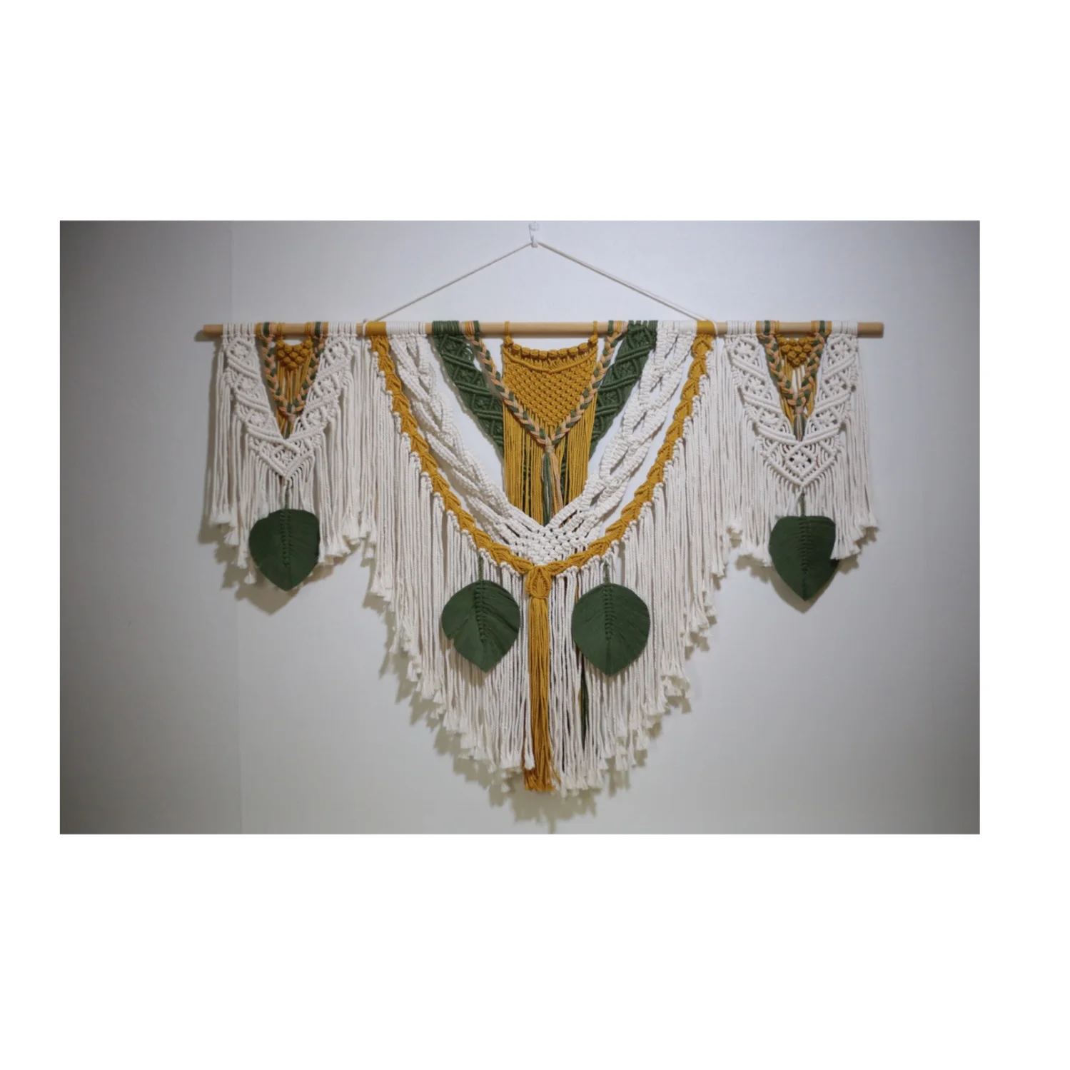 Eco-friendly Macrame Wall Decor Yarn Cotton Fiber Handmade All Season Bohemian Fabric Handicraft Wall Hangings