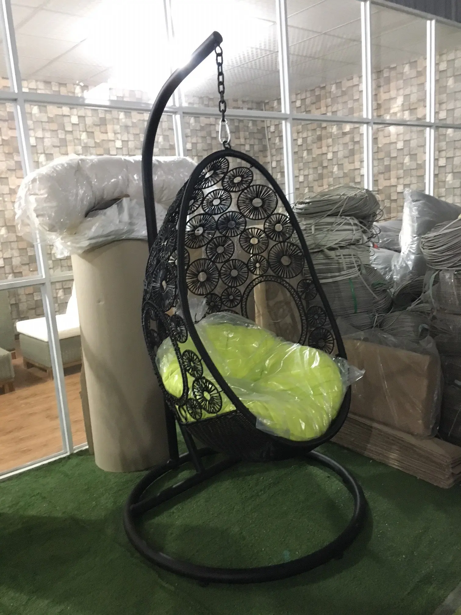 PRSW Outdoor Rattan wicker swing chair 1 seat garden furniture hanging egg chair with stand popular good factory pricing