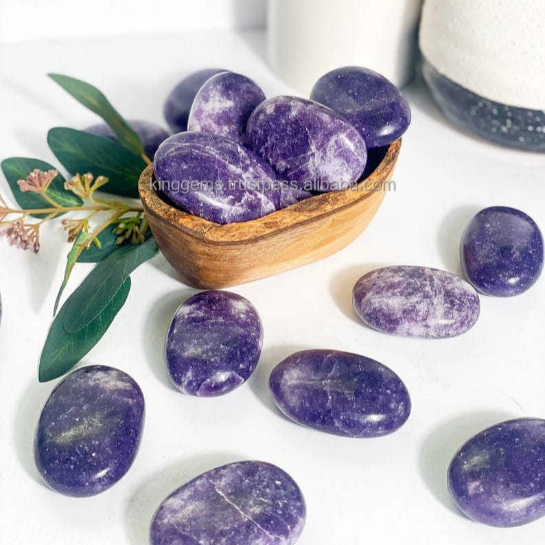 BEST SELLING WHOLESALE CRYSTAL GEMSTONE LEPIDOLITE PALMSTONE NATURAL POLISHED PURPLE LEPIDOLITE PALMSTONE FOR HEALING MEDITATION