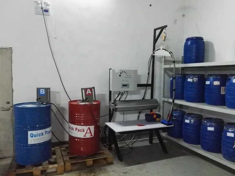 Pu foam spray foam packaging equipment for electronic products