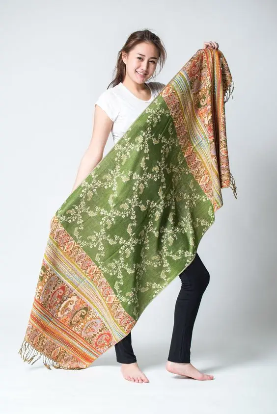 Silk shawls in handmade way for women new collection