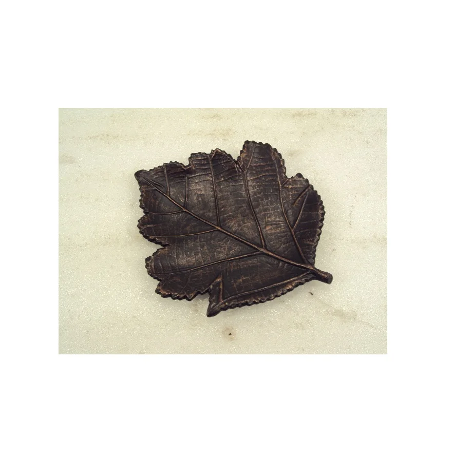 Material: Aluminium Aluminum Decorative Leaf Platter,
