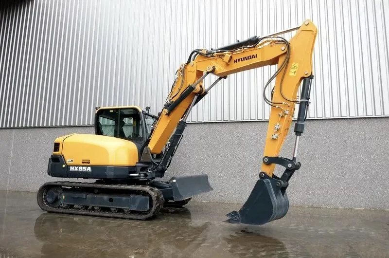High Quality Fairly Used Hyundai 2020 Hydraulic Compact Excavators HX85A For Sale/ Fast Delivery
