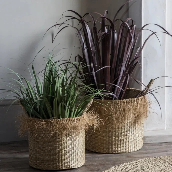 Summer Style Seagrass Woven Baskets Vietnam Supply Storage Rattan Laundry Hamper Wholesale Handmade Home Storage Organization