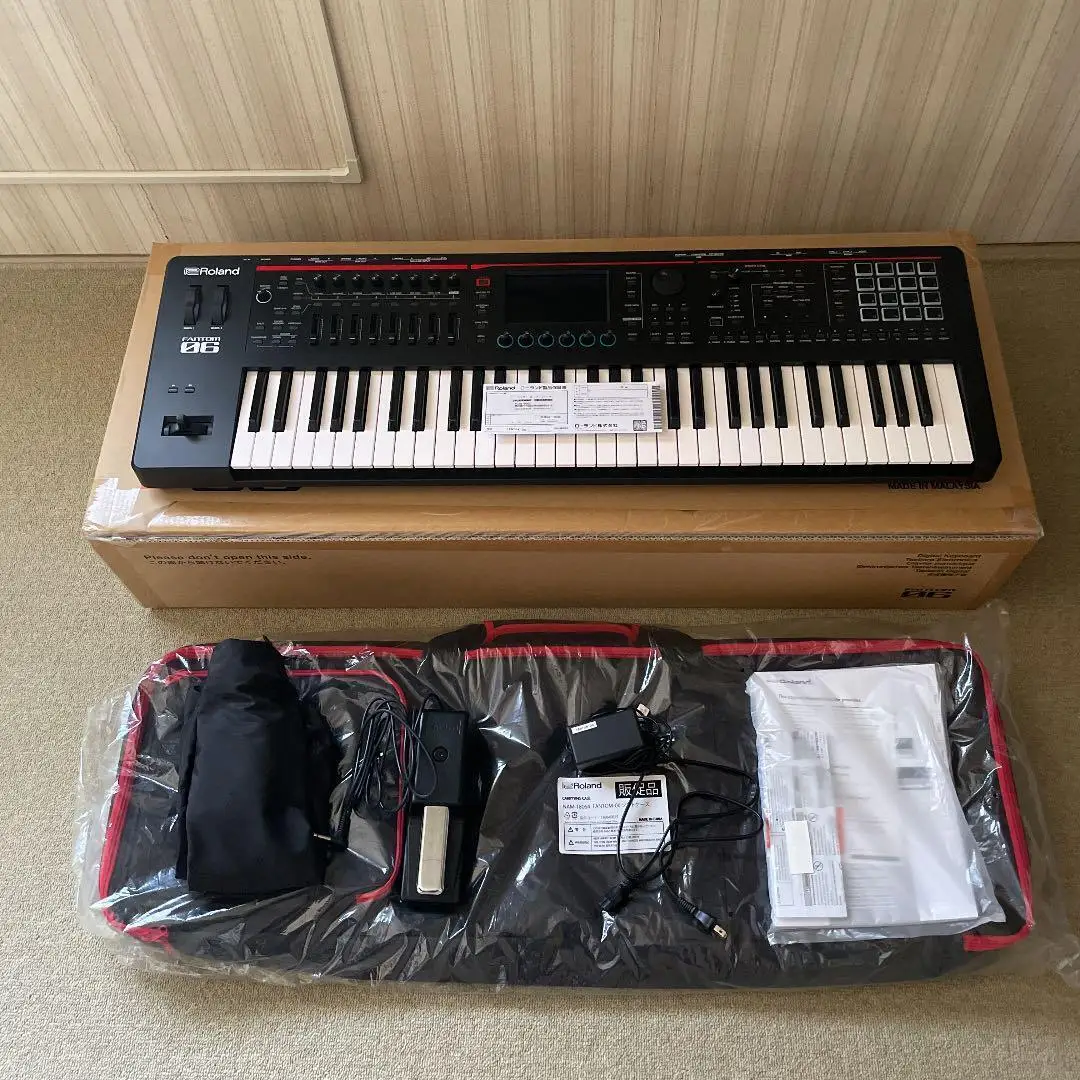 ON SALES PROMO  Discounted Roland FANTOM-6 Keyboard Synthesizer
