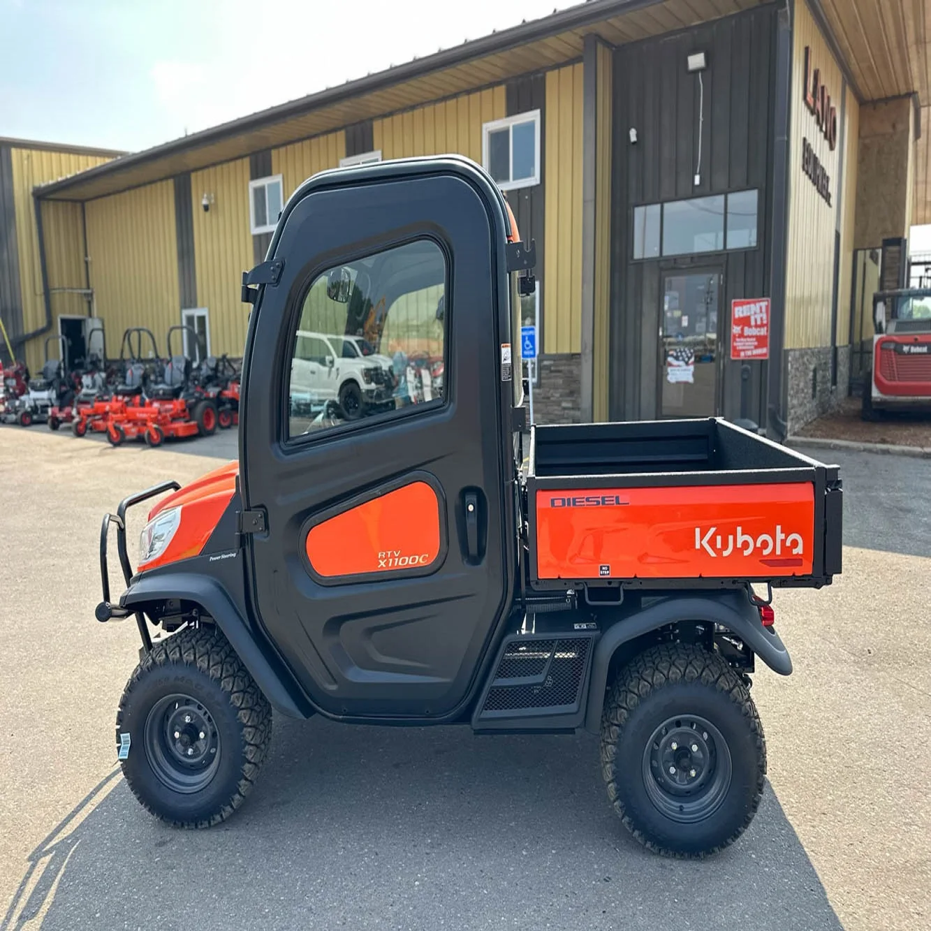 KUBOTA RTV 900 использованный UTV для продажи | Купить подержанный Внедорожник Kubota M1004Q тракторы онлайн